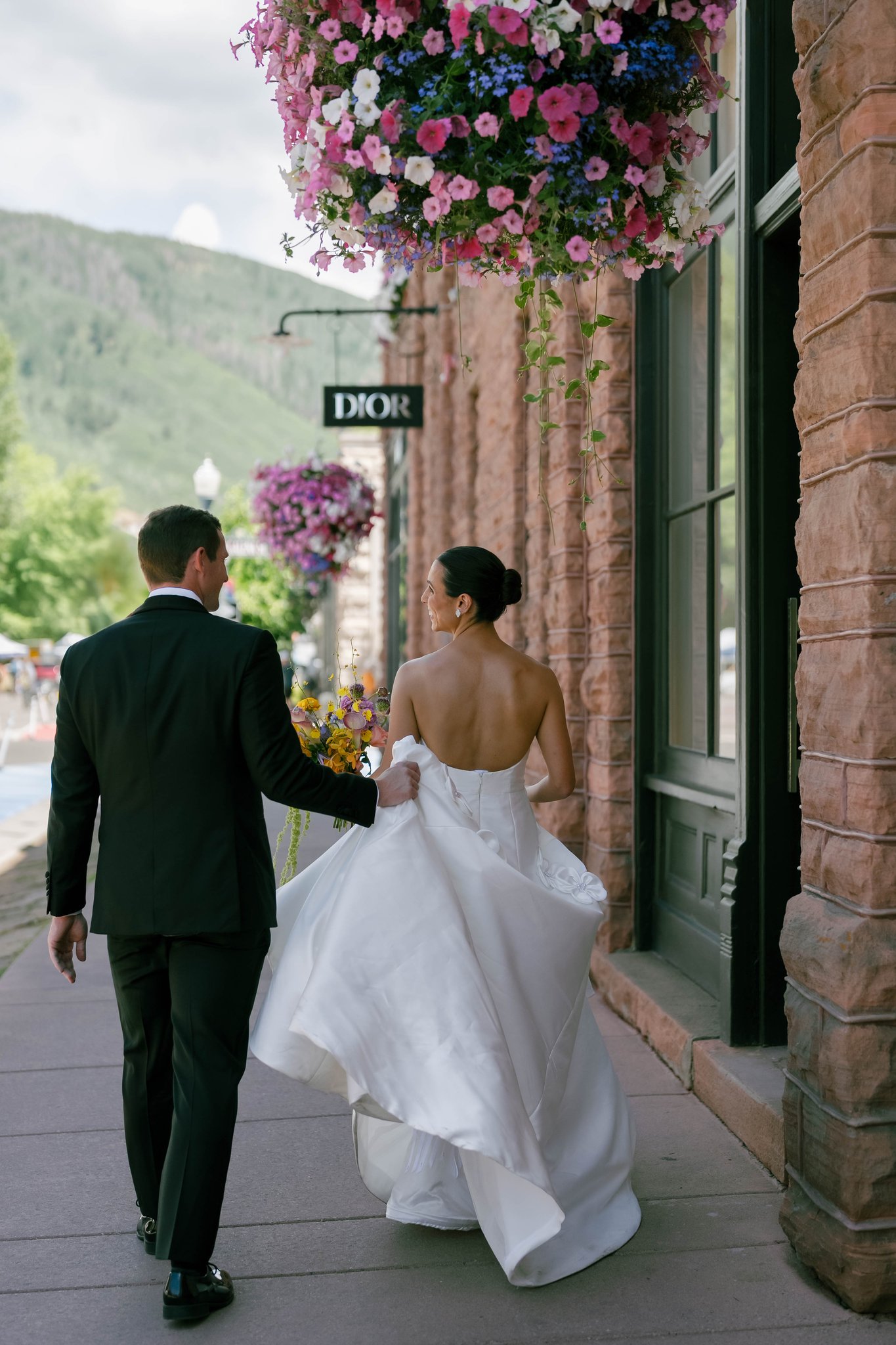 Aspen luxury wedding couple portraits