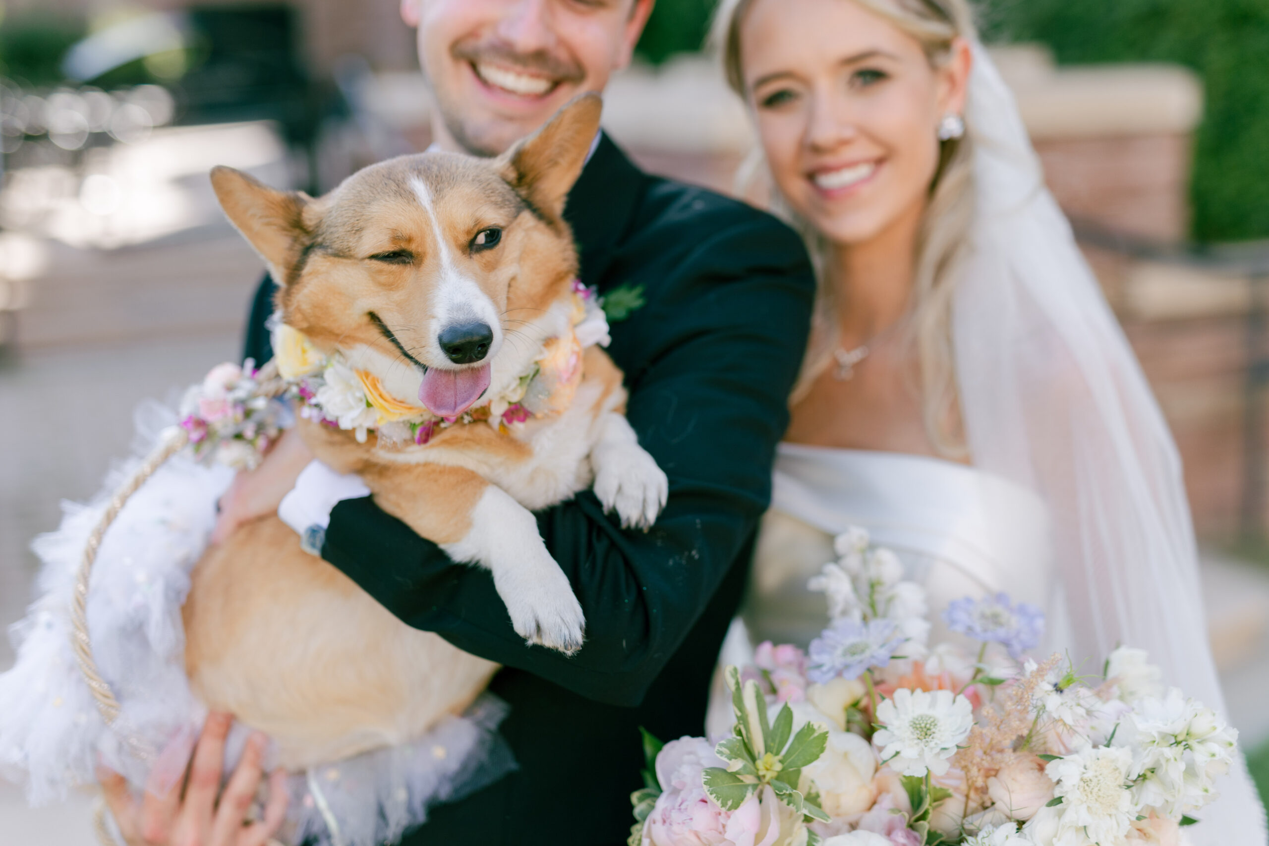 Summer wedding ceremony at St Julien Redgarden Lawn
